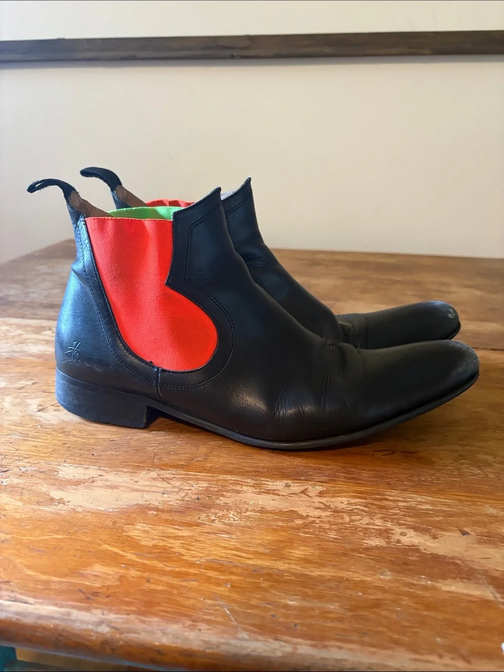 FLUEVOG MENS EXECUTOR RIGAS CHELSEA BOOTS